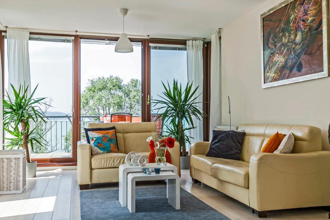 Panoramic Art Apartment With Jacuzzi Balatonlelle Εξωτερικό φωτογραφία